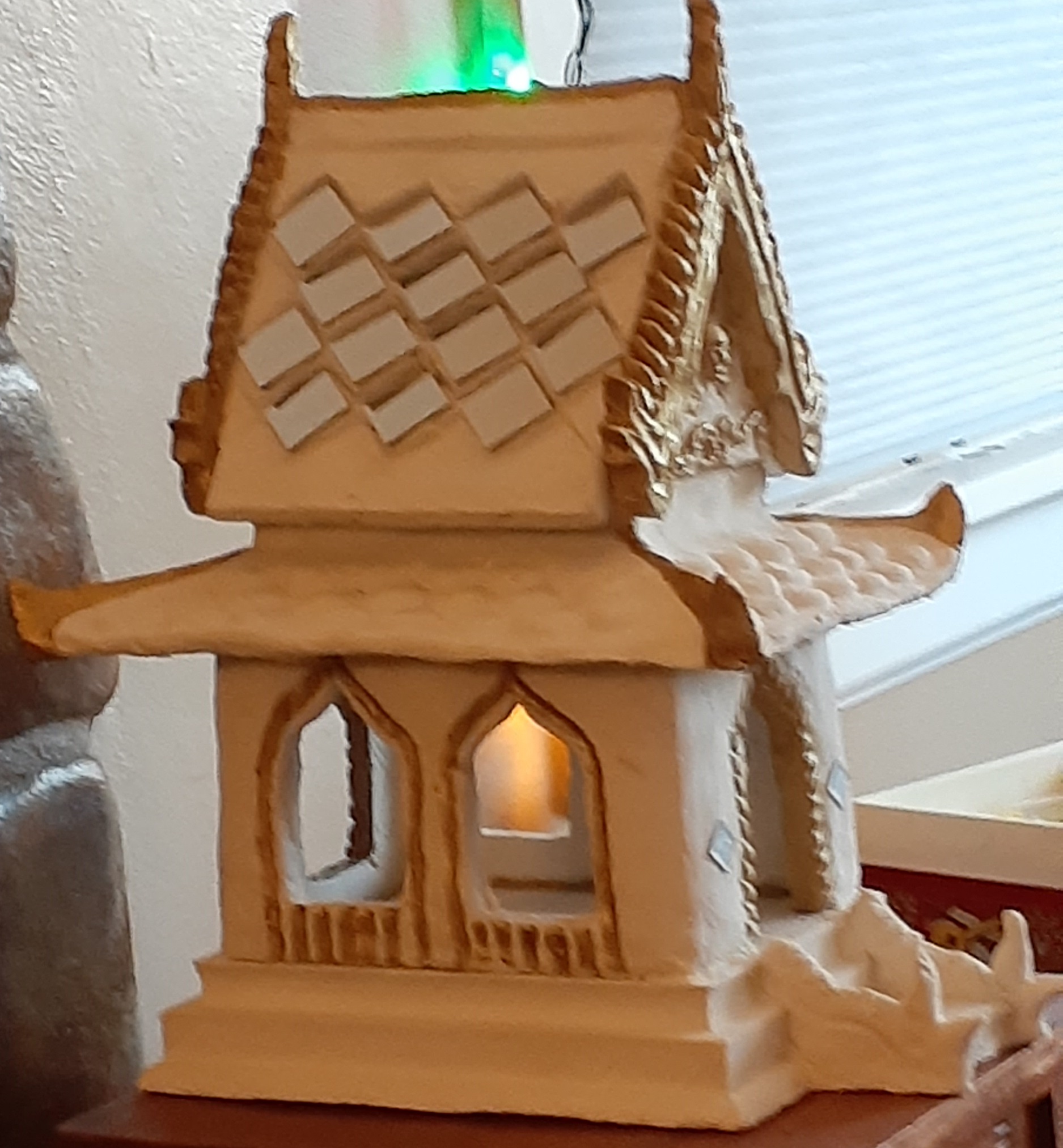  Concrete spirit house